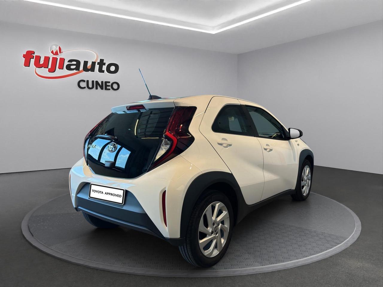 Toyota Aygo X 1.0 Active 72cv