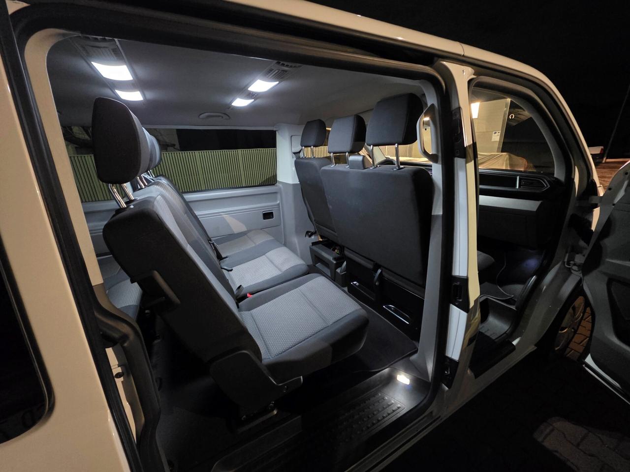 Volkswagen Caravelle 2.0 TDI 110CV PC Trendline solo 60.000km