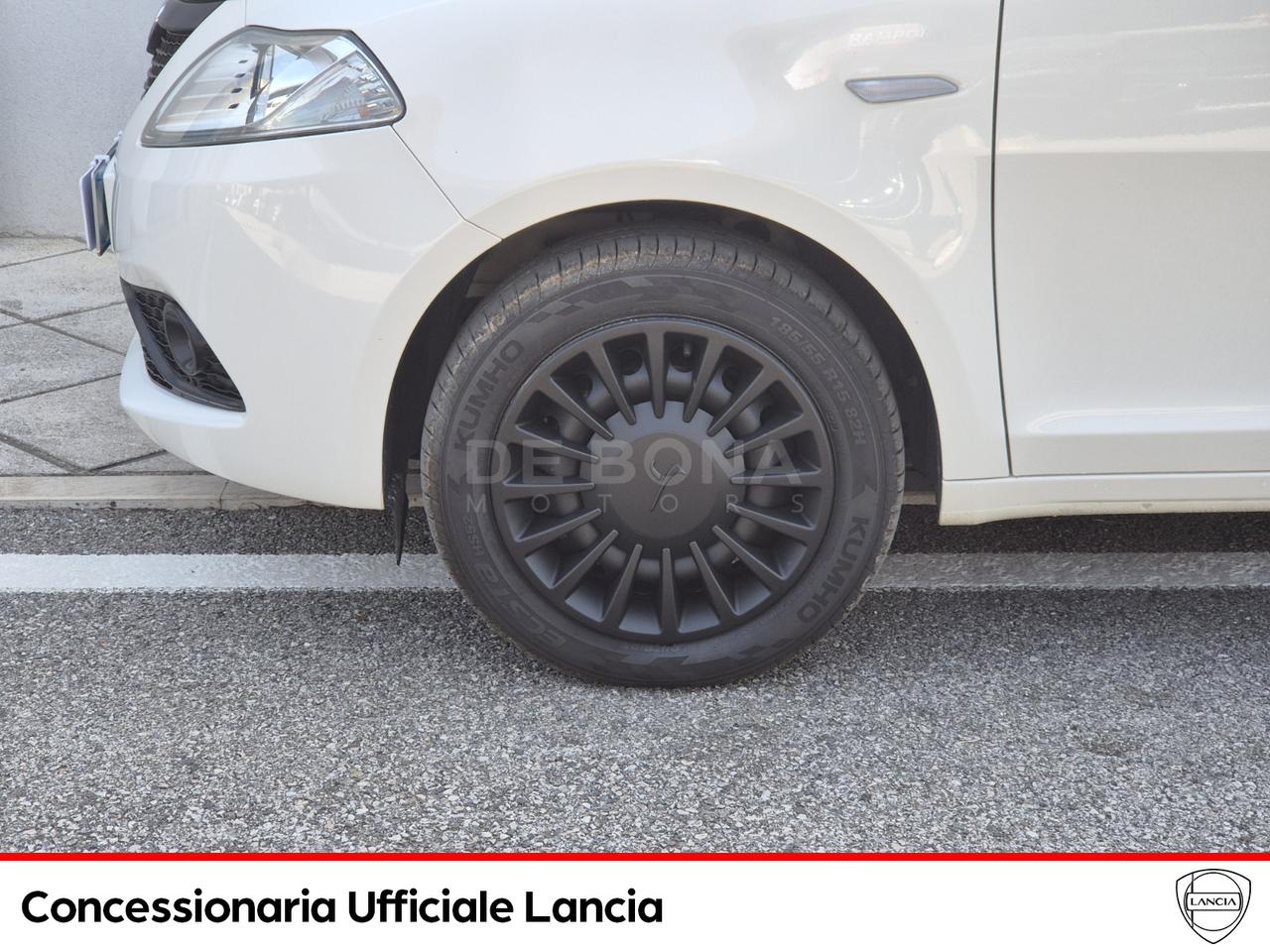 Lancia Ypsilon 1.0 firefly hybrid gold s&s 70cv