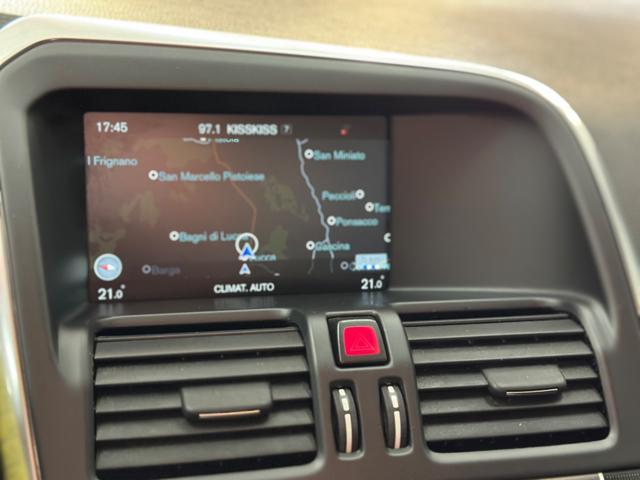 VOLVO XC60 D4 AWD Geartronic R-design*AUTO*