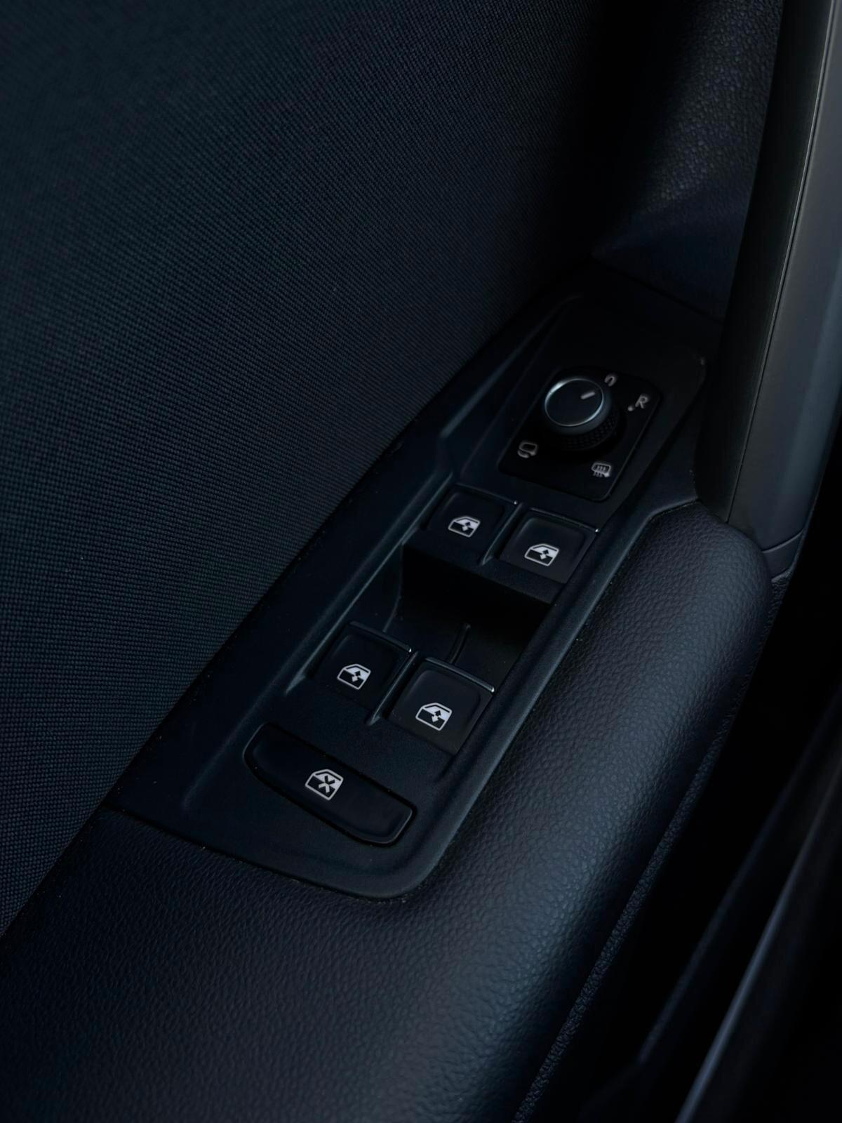 Volkswagen Tiguan 2.0 TDI SCR DSG 150 CV Elegance