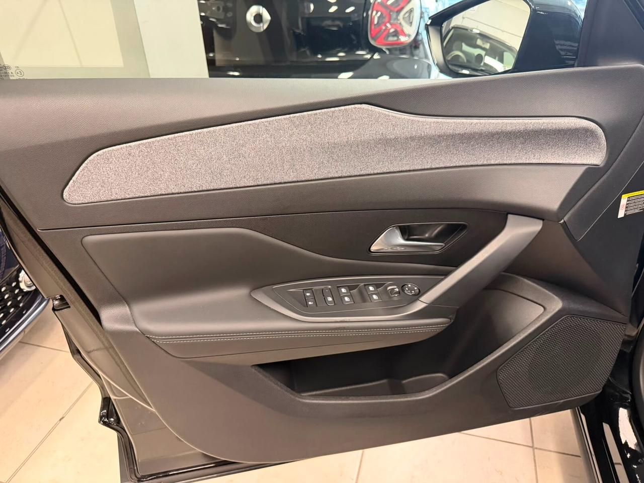 Peugeot 408 Hybrid 136 e-DCS6 Allure RATE A PARTIRE DA 255 € AL MESE