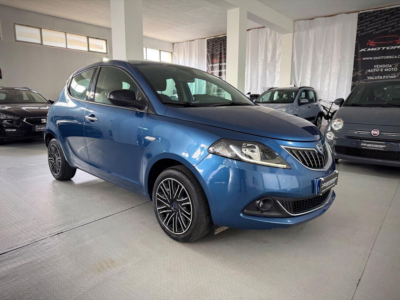 Lancia Ypsilon 1.0 Gold Aziendale 5porte Hybryd