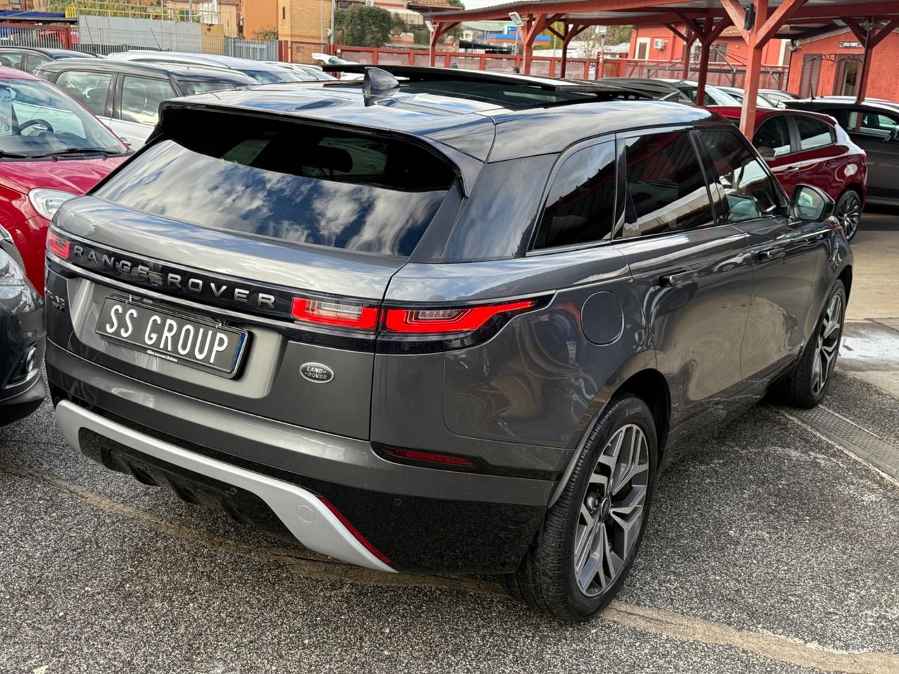 Velar 2.0D I4 240 CV R-Dynamic/unipro/rate/permute