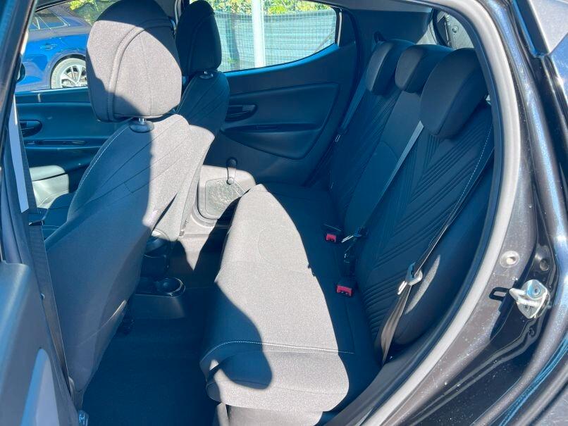 Lancia Ypsilon 1.0 FireFly 5 porte S&S Hybrid Gold