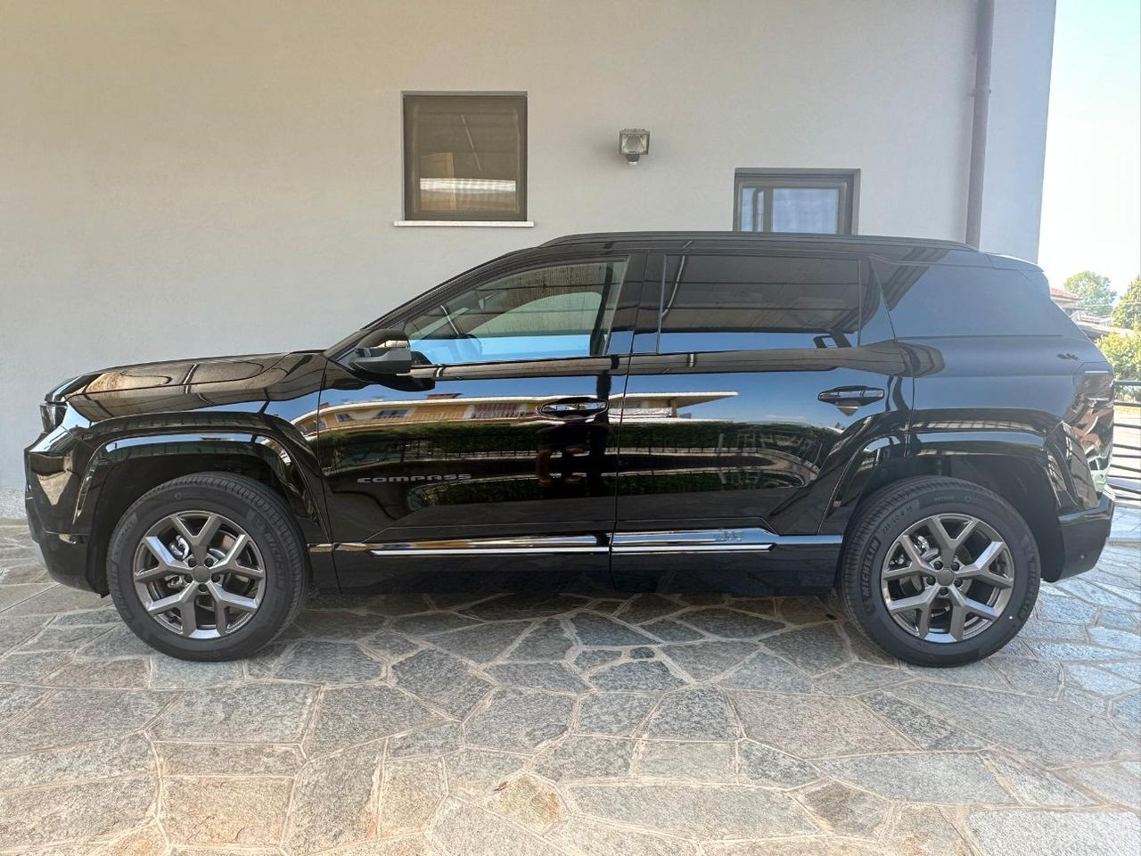 Jeep Compass 1.2 turbo e-hybrid mhev Summit fwd 145cv edct6