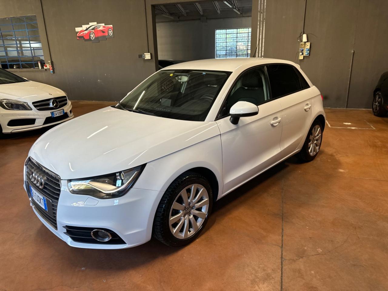 Audi A1 1.6 TDI S tronic Attraction