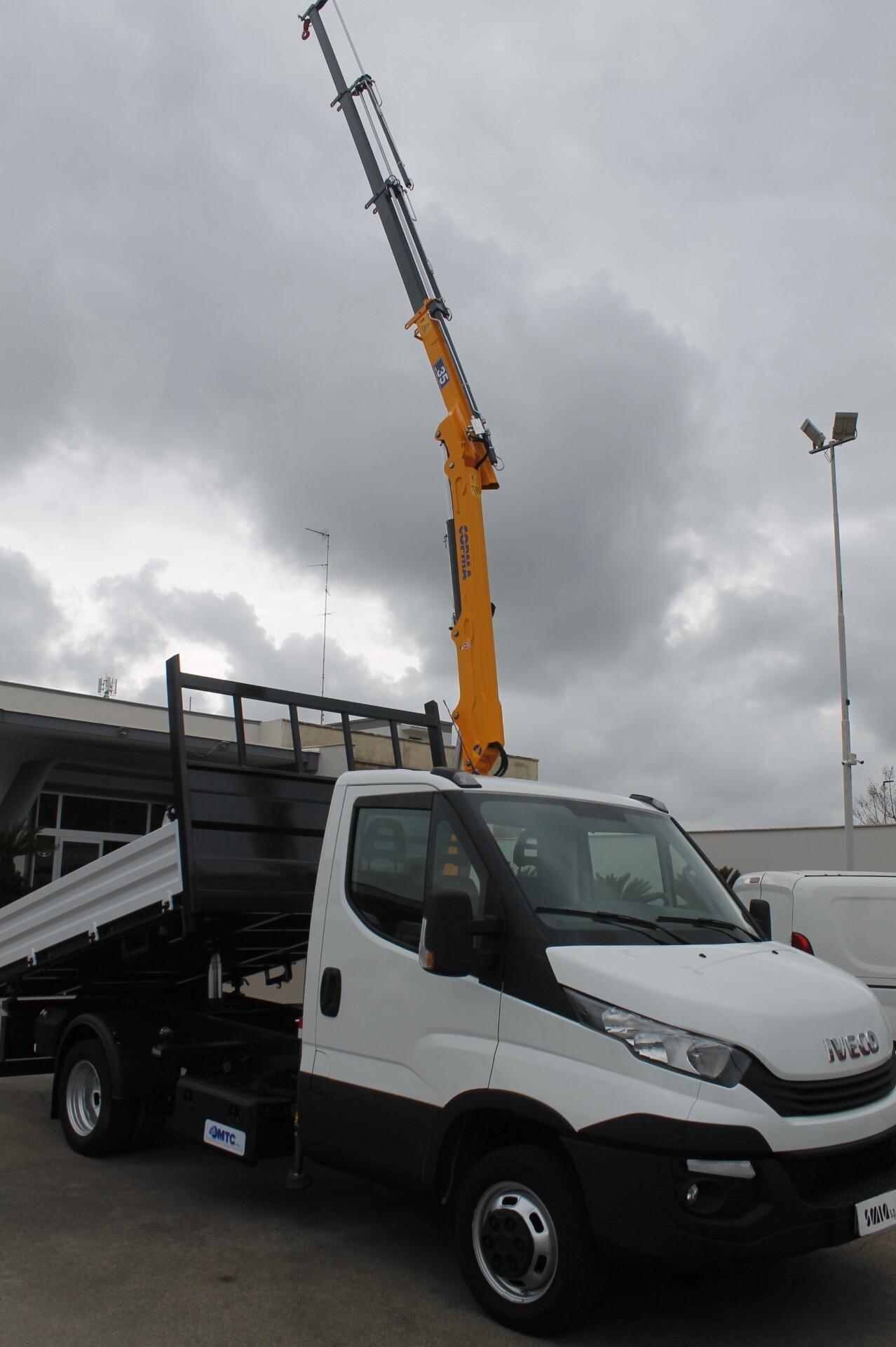 Iveco Daily 35C12 CASSONE RIBALTABILE E GRU' NUOVI DI FABBRICA