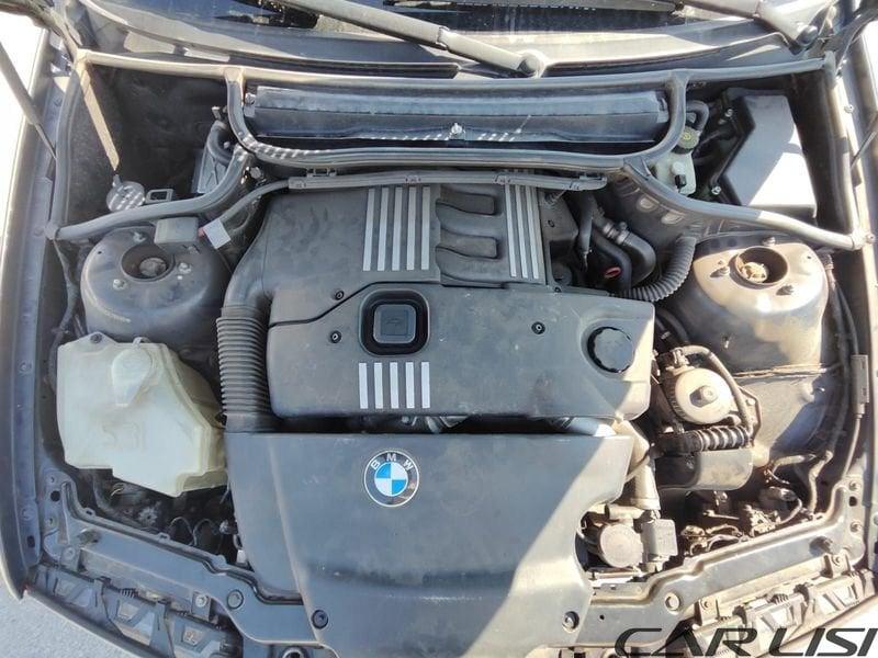 BMW Serie 3 318tds turbodiesel cat Compact Carving