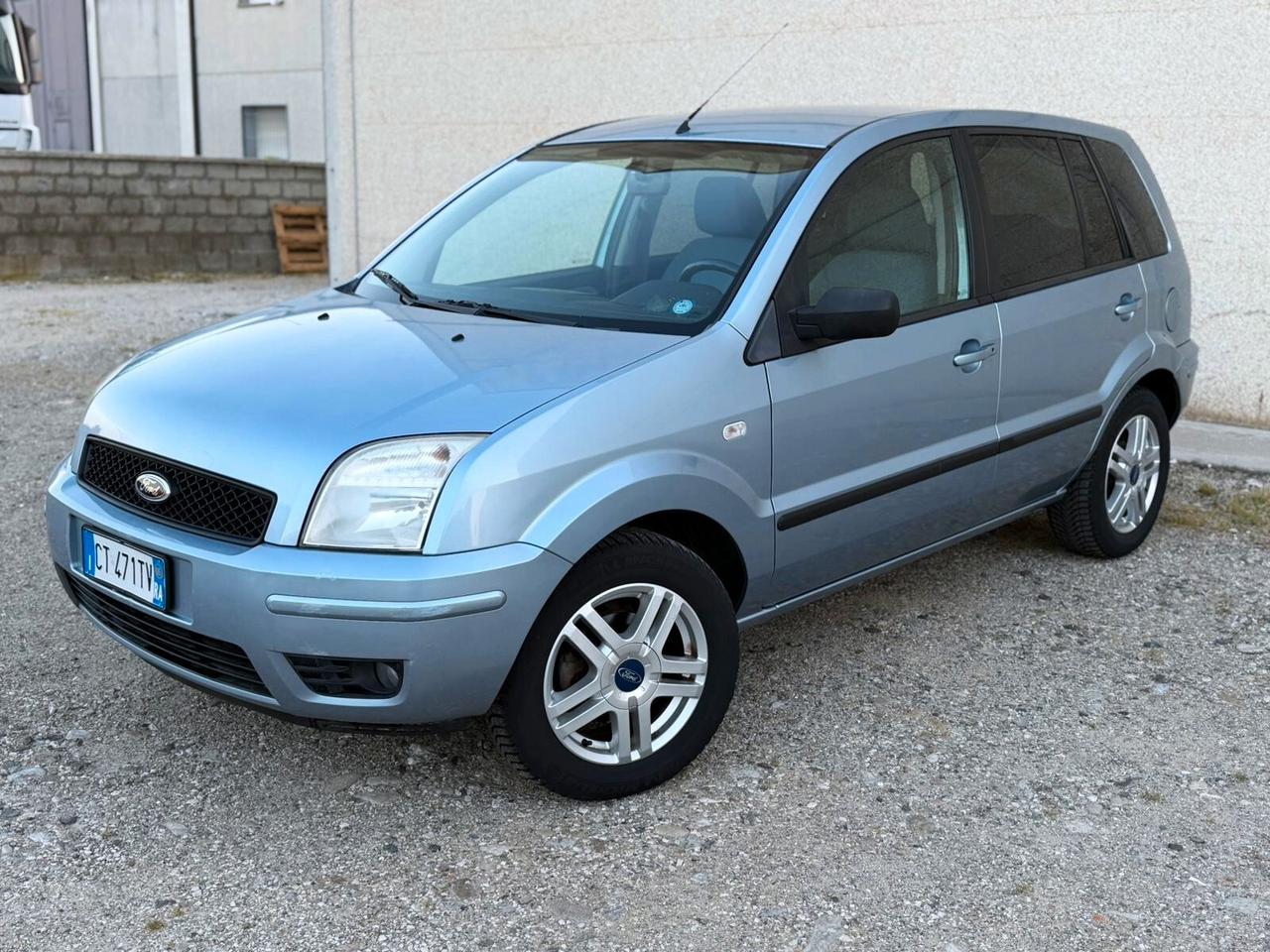 Ford Fusion 1.4 16V 5p SOLO 60000 KM