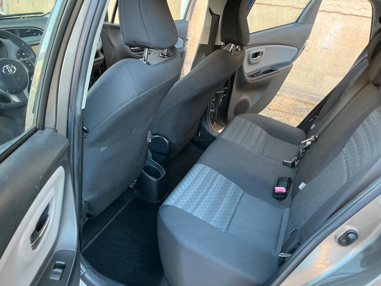 Toyota Yaris 1.0 5 porte Active