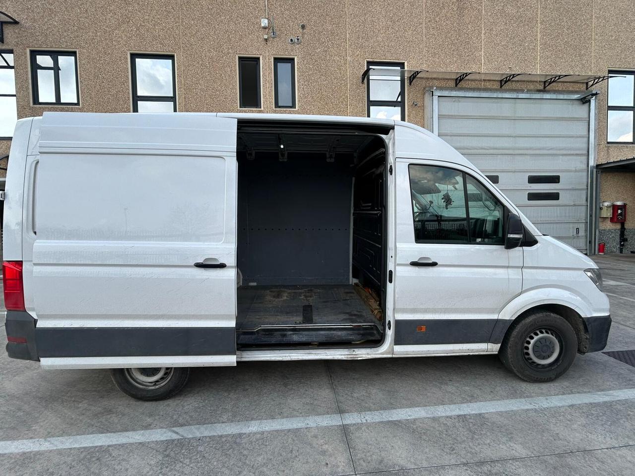 Volkswagen Crafter 2.0 TDI 140CV Furgone - ANCHE PER NEOPATENTATI