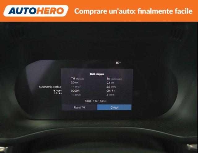 VOLVO XC60 B4 (d) AWD Geartronic R-design