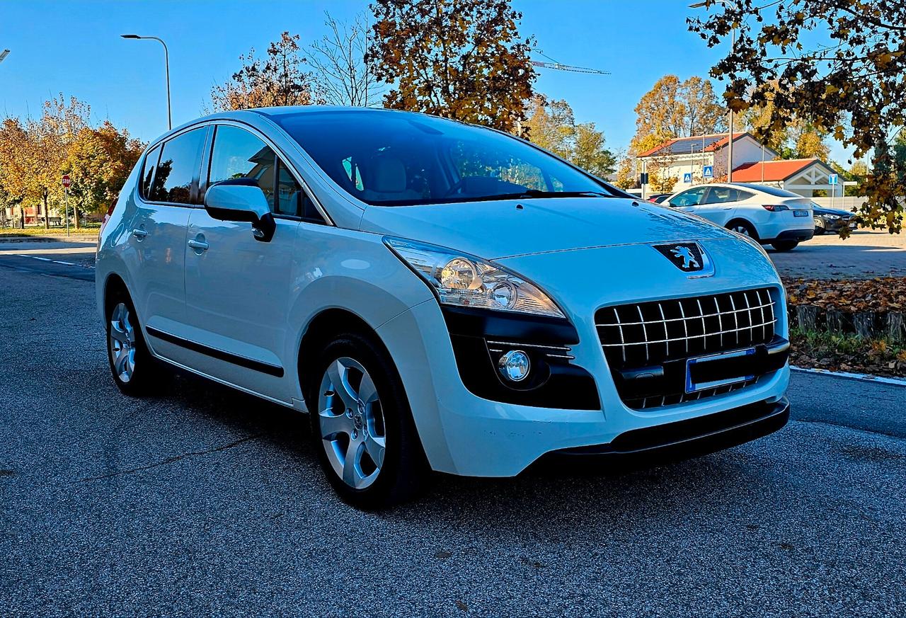 Peugeot 3008 1.6 HDi 110CV cambio robotizzato Premium