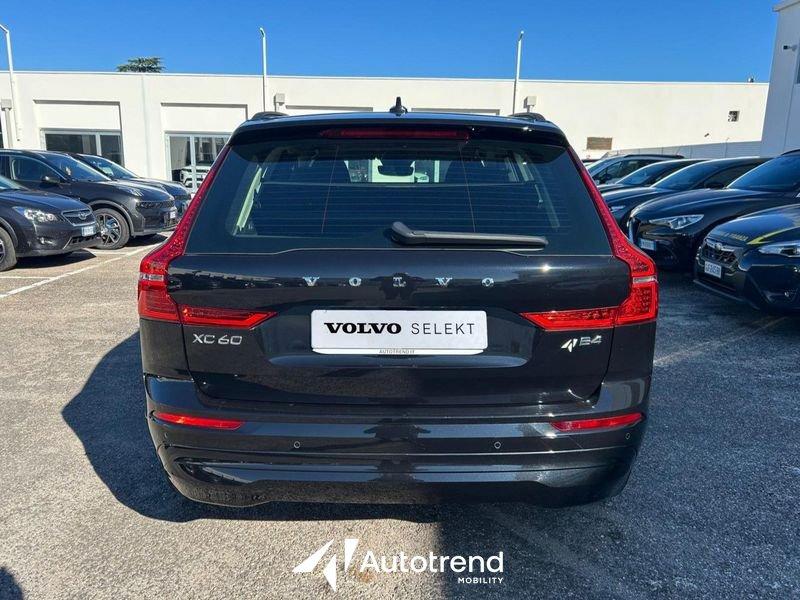 Volvo XC60 B4 197+14 CV Automatica Mild Hybrid Diesel Core in Conto Vendita