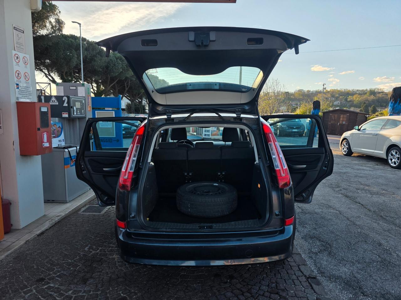 Ford C-Max 2.0 145 CV Bz.- GPL Titanium con 147.000km Unicoproprietario