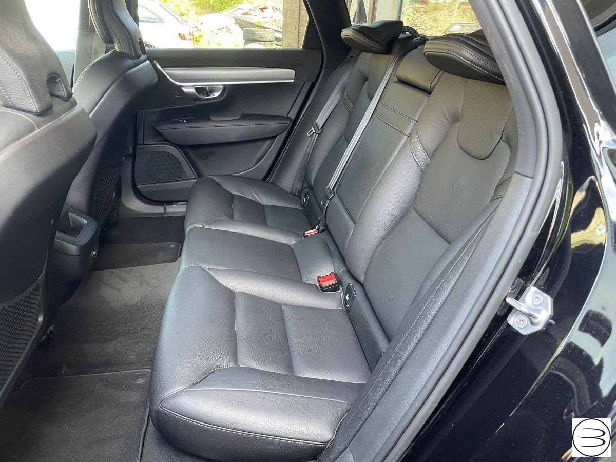 VOLVO - V90 - D3 Geartronic Momentum