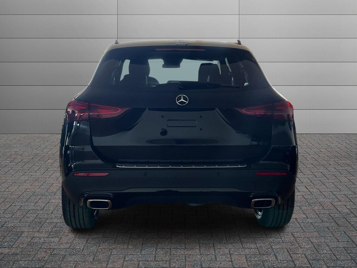 Mercedes-Benz GLA 200 d Automatic 4MATIC