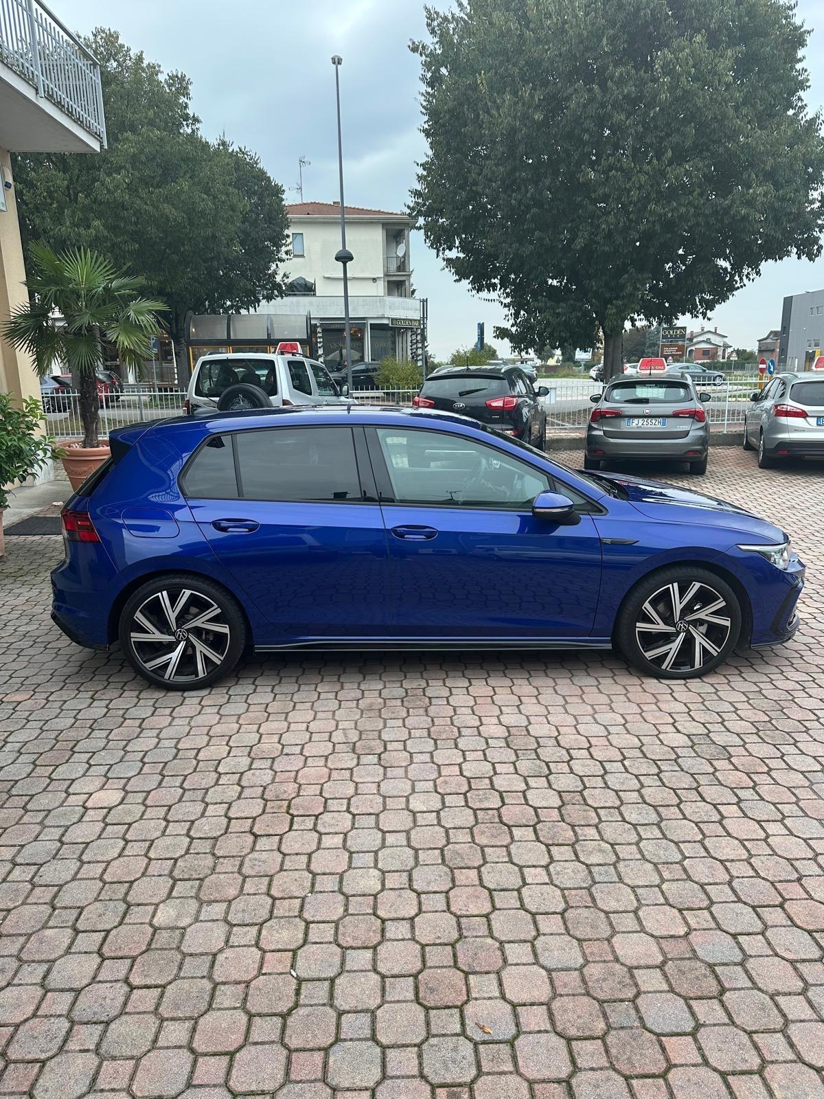 Volkswagen Golf 1.5 TSI 150 CV EVO ACT R-Line