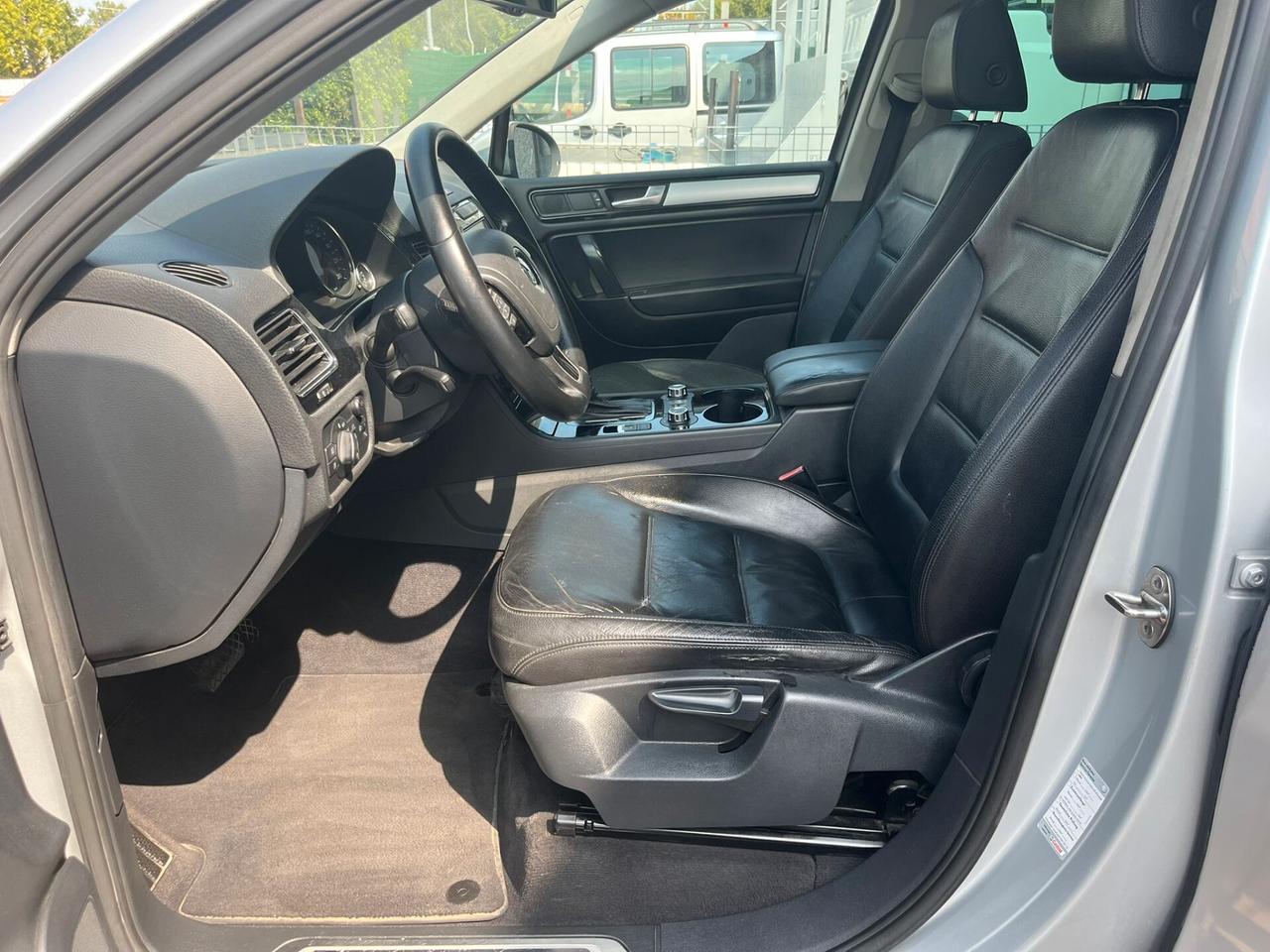 Volkswagen Touareg 3.0 TDI tiptronic RLINE GANCIO DI TRAINO