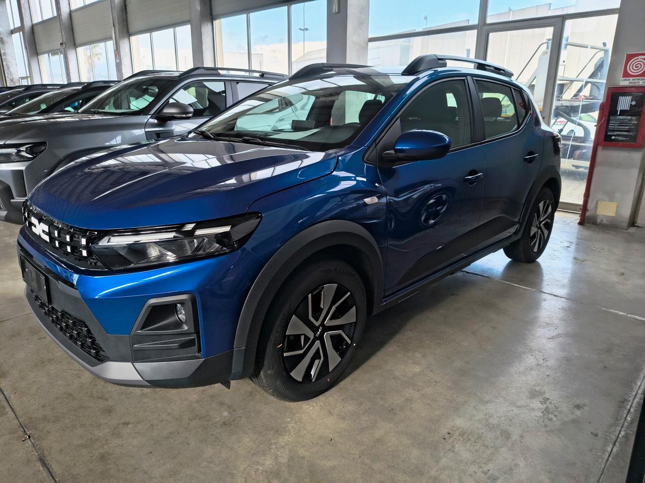 DACIA SANDERO STEPWAY DA IMMATRICOLARE 18.3500 EURO