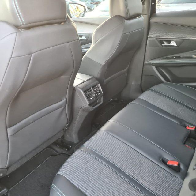 PEUGEOT 3008 BlueHDi 130 S&S Allure EAT8 cambio automatico