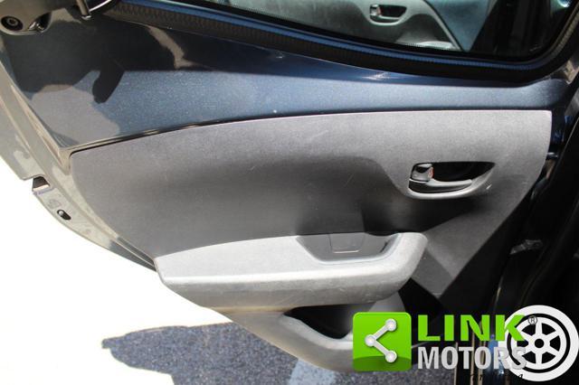 TOYOTA Aygo 1.0 VVT-i 69 CV 5 porte x-play Unico Proprietario