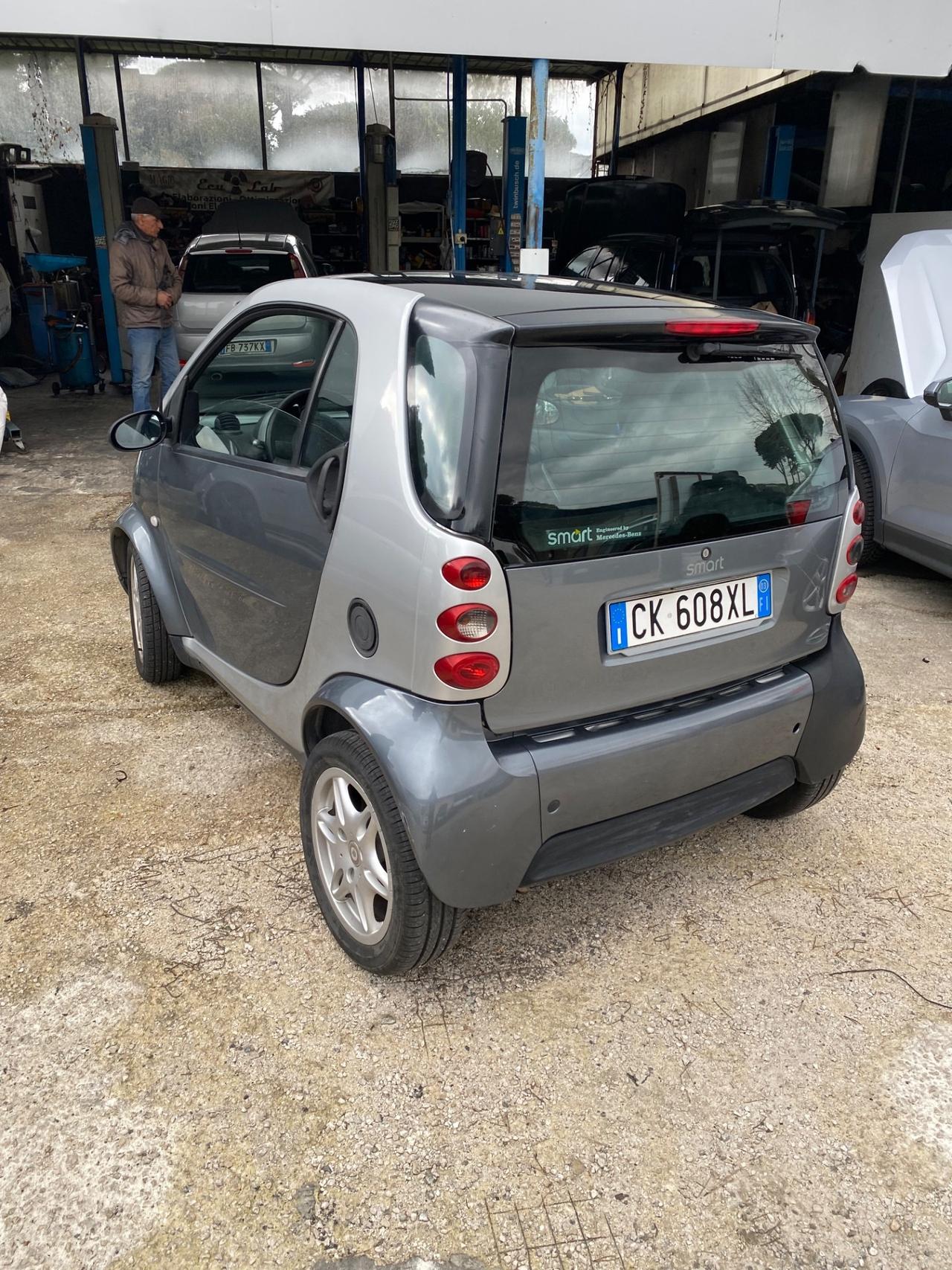 Smart 700 city-coupé passion