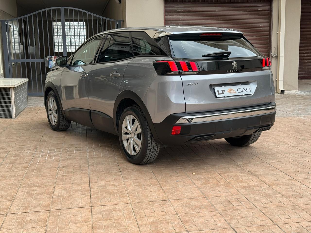 Peugeot 3008 1.5 BlueHDi 130 cv S&S EAT8 Active