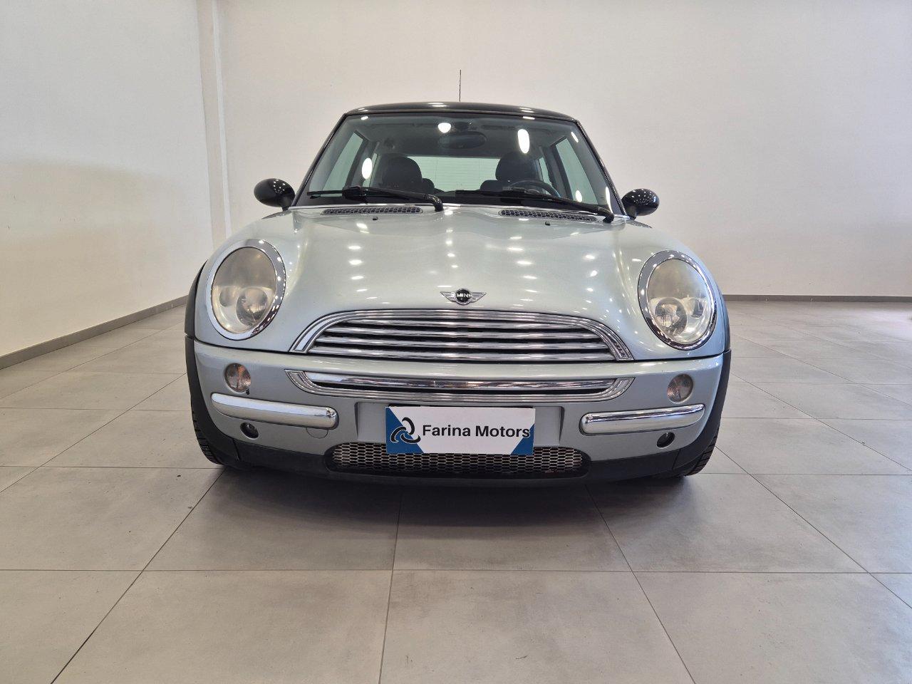 Mini Cooper 1.6 3 p. - NEOPATENTATI