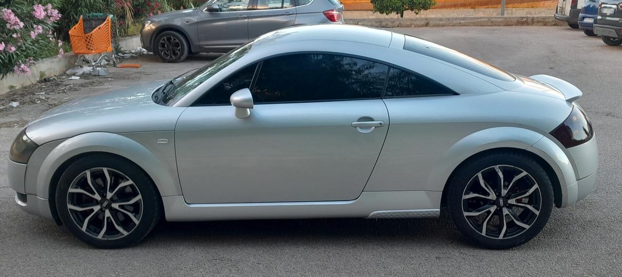 Audi TT Coupé 1.8 T 20V 179 CV cat quattro