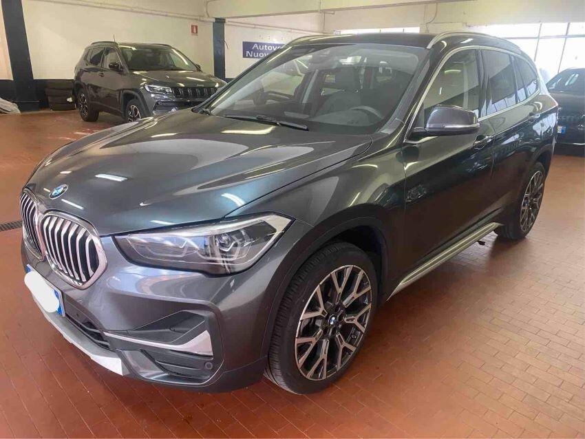 Bmw X1 sDrive18d xLine AUTOM. NAVY
