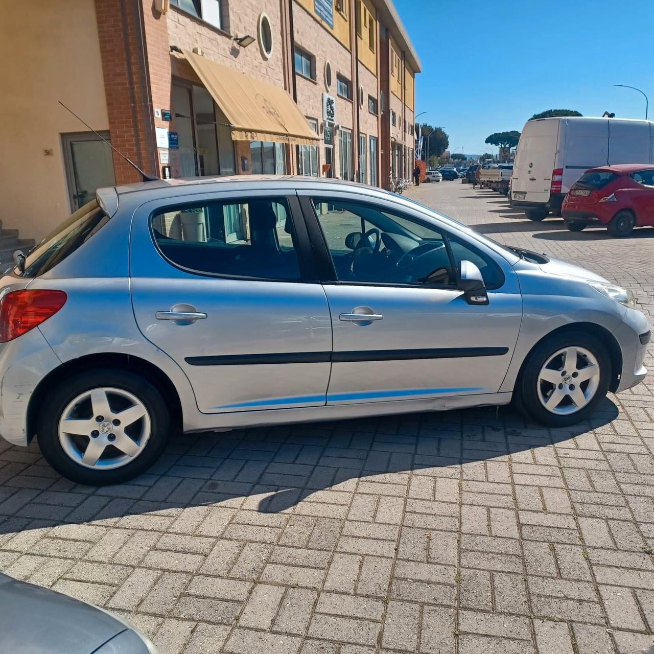 178848 PEUGEOT 207 1.4 TDI NEOPATENTATI