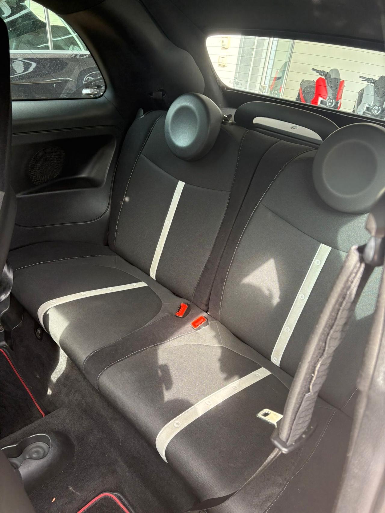 Abarth 595 C 1.4 Turbo T-Jet 180 CV MTA Competizione
