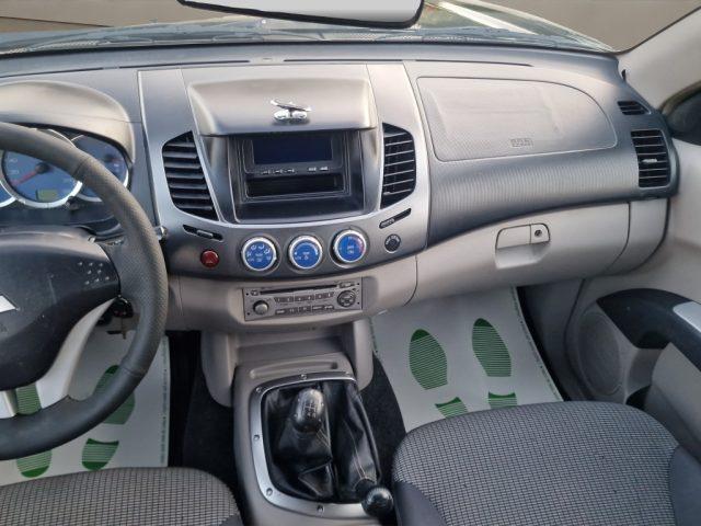 MITSUBISHI L200 2.5 DI-D/136CV Double Cab Invite