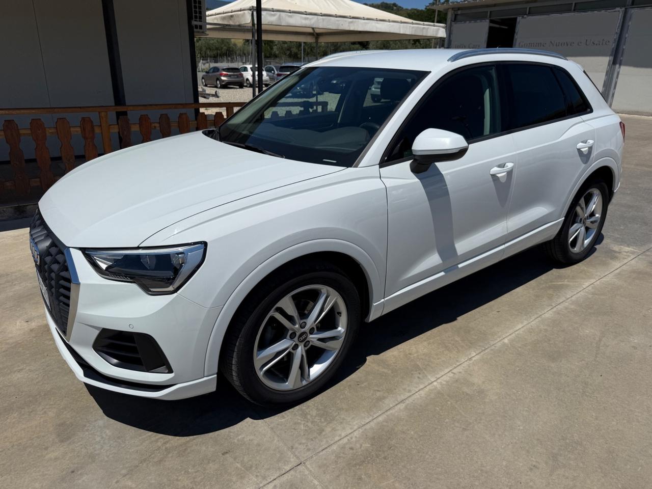 Audi Q3 35 TDI S tronic Business Advanced