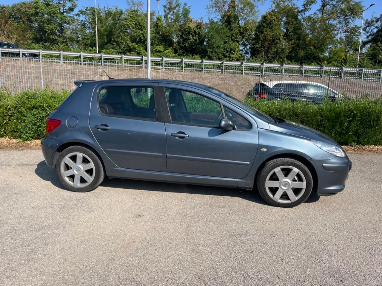 Peugeot 307 2.0 16V HDi 5porte business