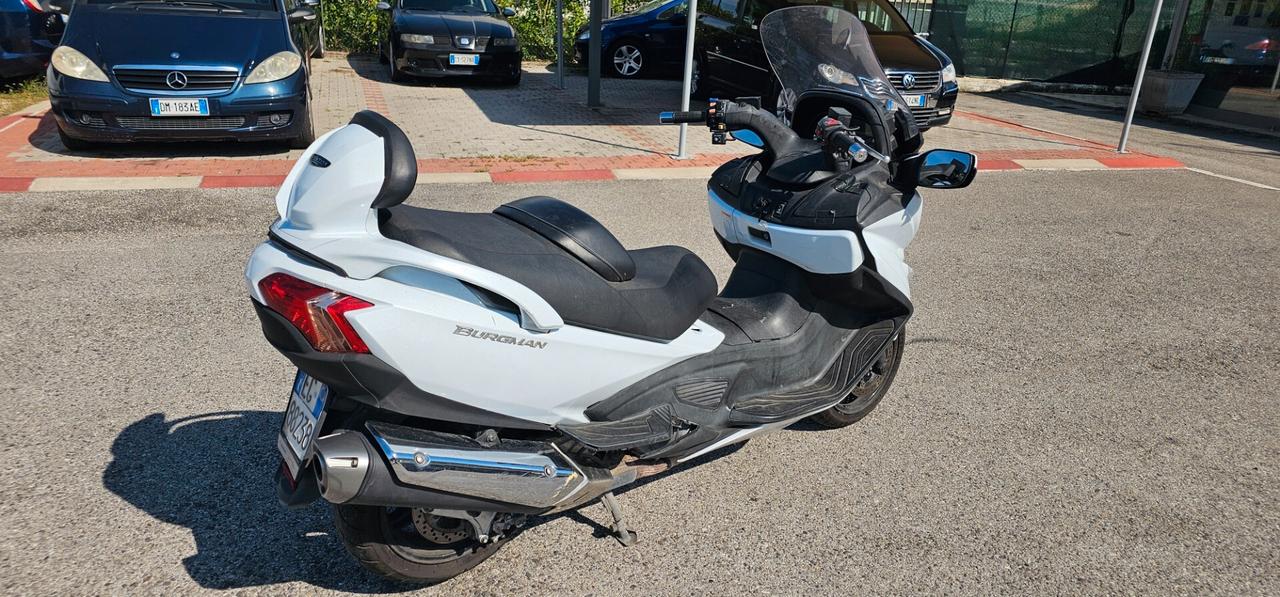 Suzuki Burgman 650
