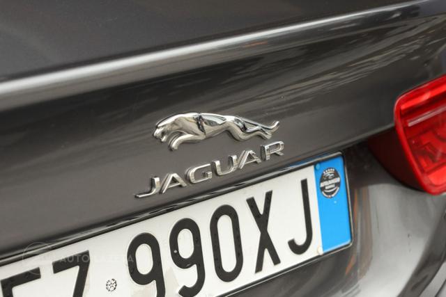 JAGUAR XE 2.0 D Turbo 180CV aut. CAMBIO ROTTO