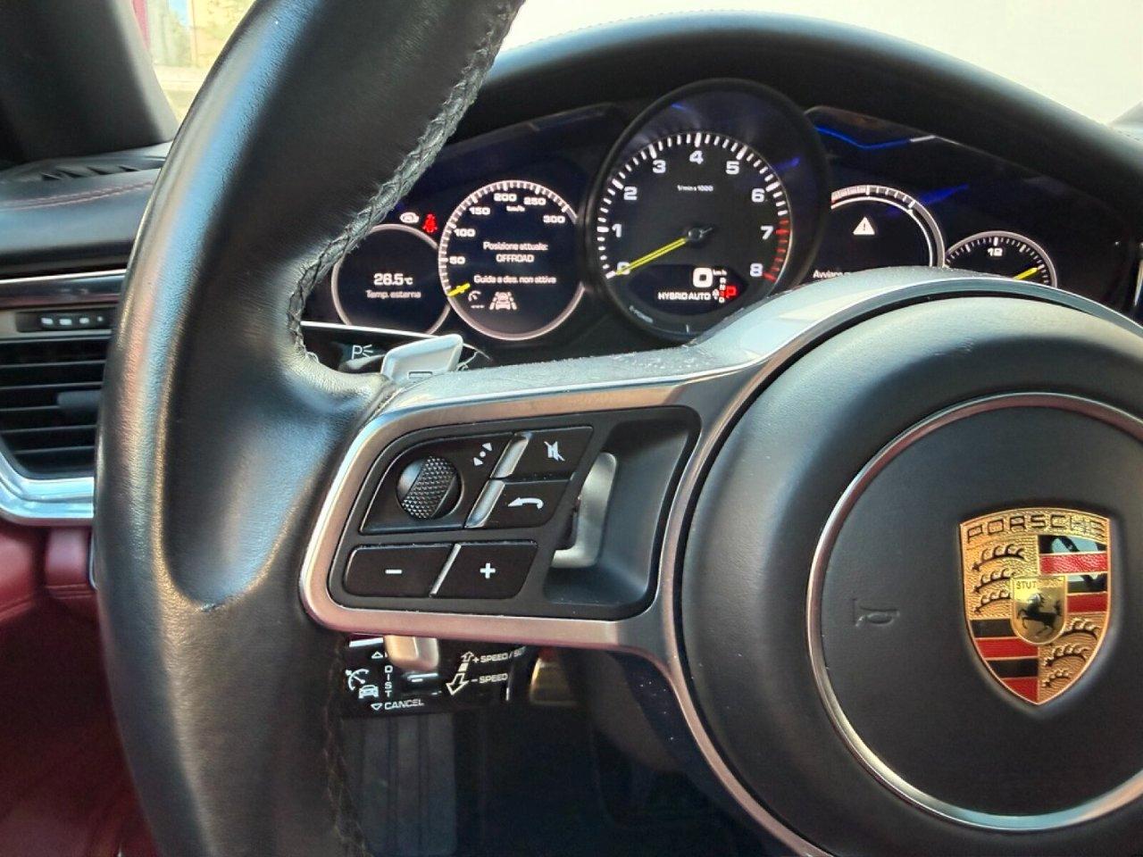 Porsche Panamera Sport Turismo 2.9 4 e-hybrid auto