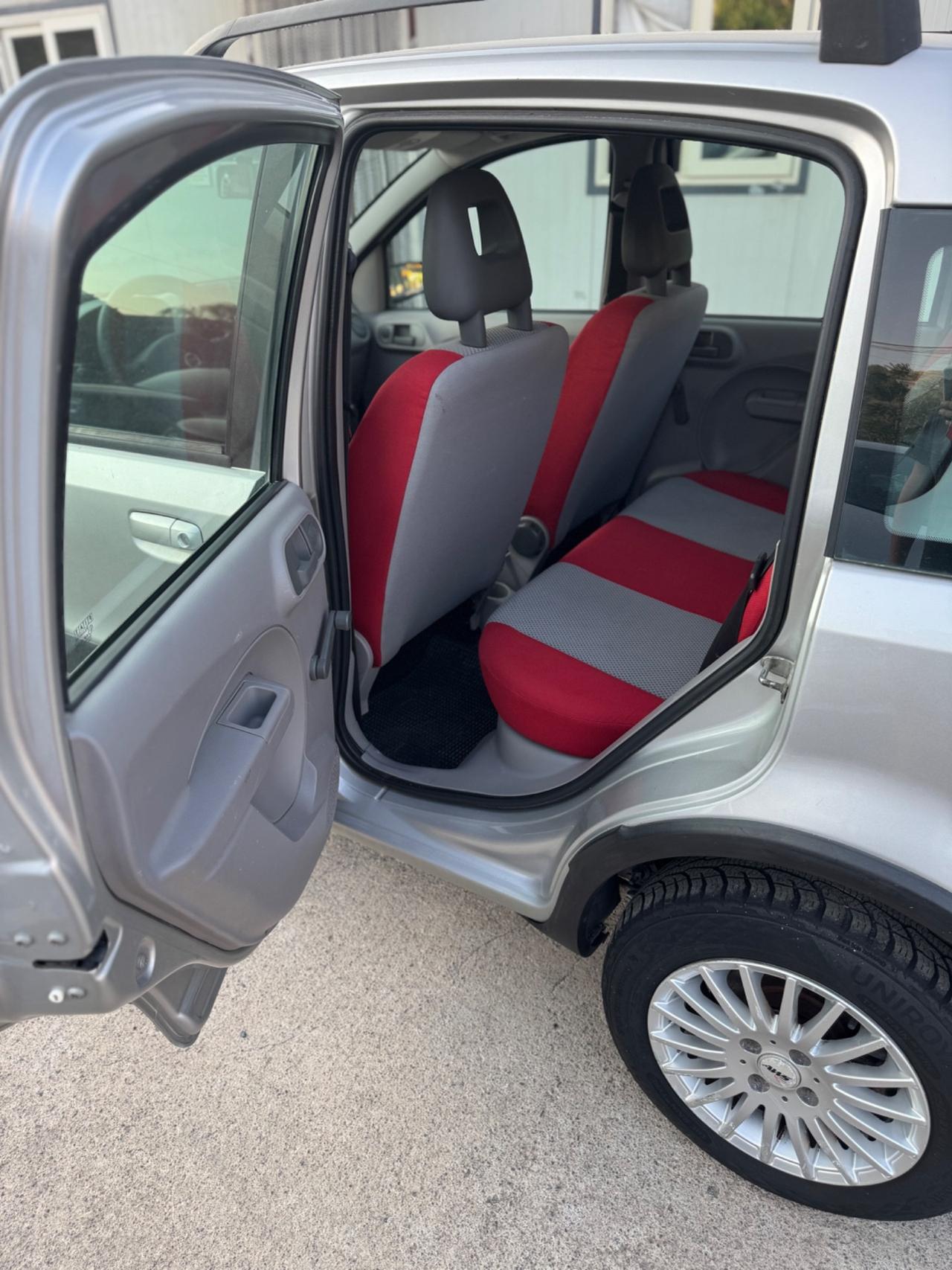 Fiat Panda 1.3 MJT 16V 4x4 Climbing