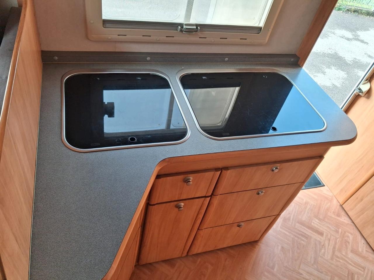 Mercedes-benz Adria mobil