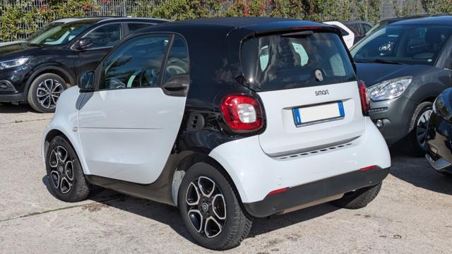 SMART ForTwo 1.0cc YOUNGSTER 61cv CRUISE CONTROL CERCHI IN LEGA