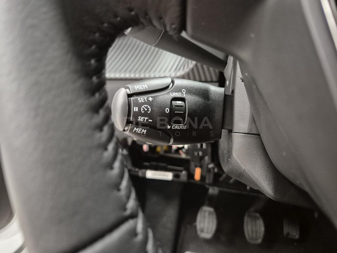 Peugeot 2008 1.2 puretech style s&s 100cv