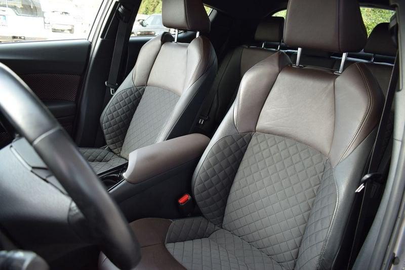 Toyota C-HR C-HR 1.2 Turbo CVT 4WD Lounge