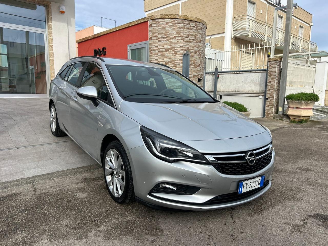Opel Astra 1.6 CDTi 136CV-2019
