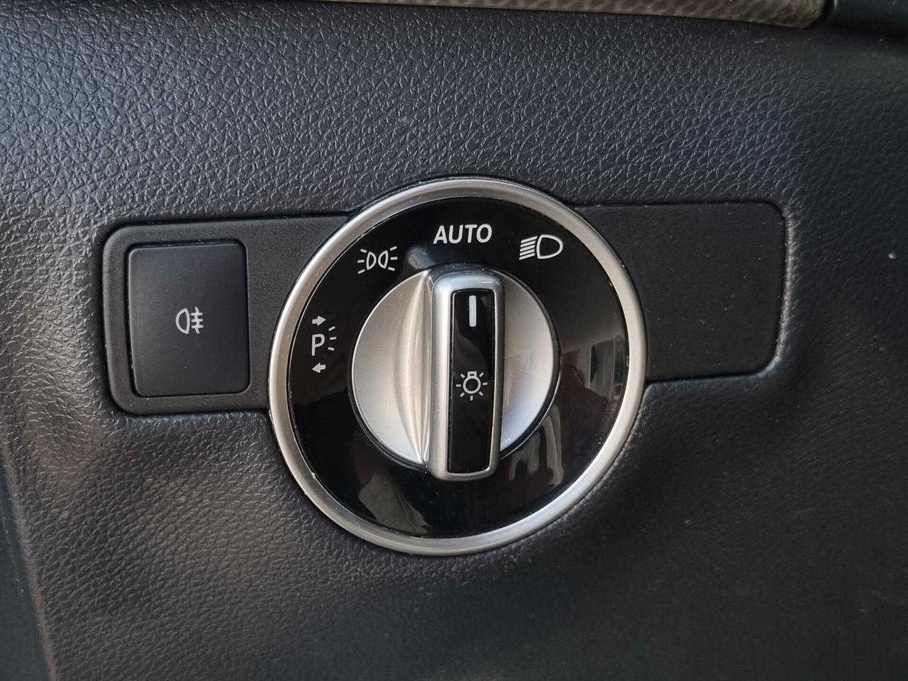 Mercedes-benz B 200 Mercedes Classe - T246 cdi (be) Premium 136 CV