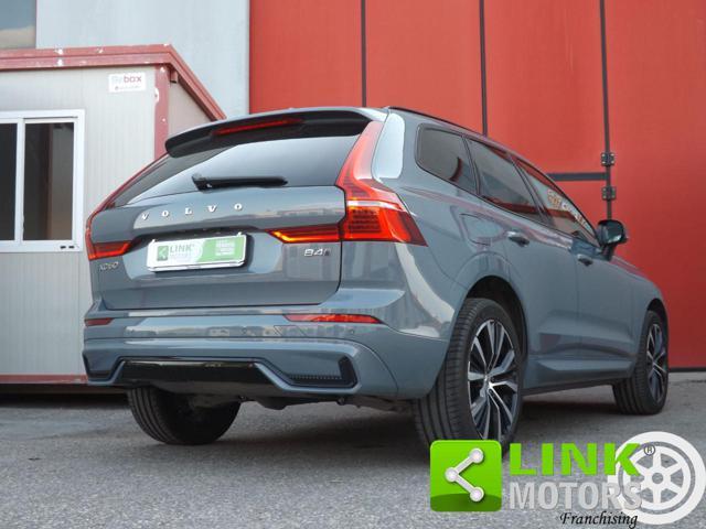 VOLVO XC60 B4 (d) AWD automatico Plus Dark ben tenuta