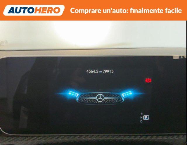 MERCEDES-BENZ A 180 d Automatic Business