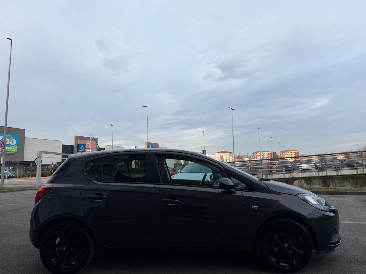 Opel Corsa 1.4 90CV GPL Tech 5 porte b-Color